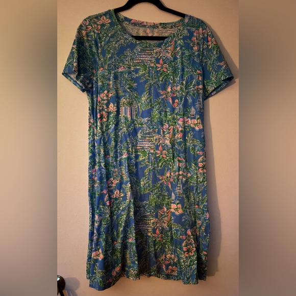Lilly Pulitzer Dresses & Skirts - EUC Lilly Pulitzer Cody T-shirt Dress - large